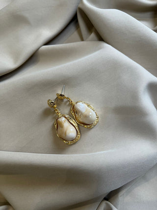 Heba cream earrings