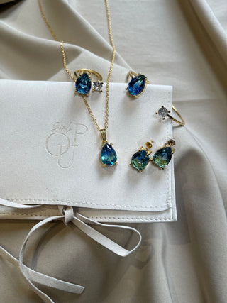 A Y R A Set of 4 in blue-green