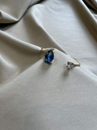 A Y R A cuff bangle in blue-green