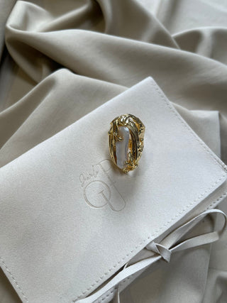 F A R A H pearl ring