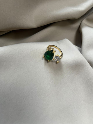A Y R A ring in emerald green