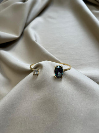 A Y R A Double stone cuff bangle